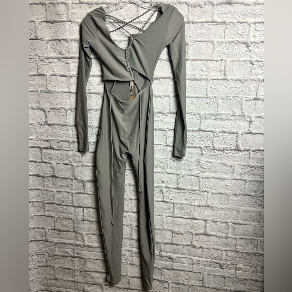 SKIMS Long Sleeve Cutout Jumpsuit in Light Gray NWT